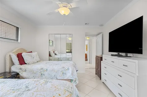 1702 Glenhouse Drive Sarasota FL 34231