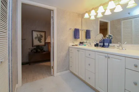 3301 Bayshore Boulevard Tampa FL 33629