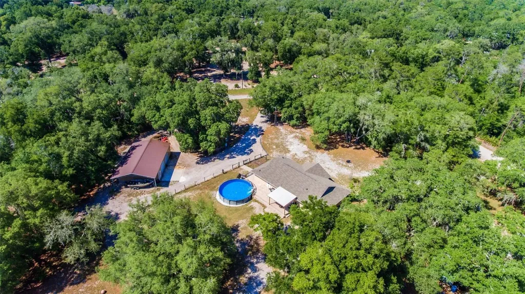 5390 East Avenue De Leon Springs FL 32130