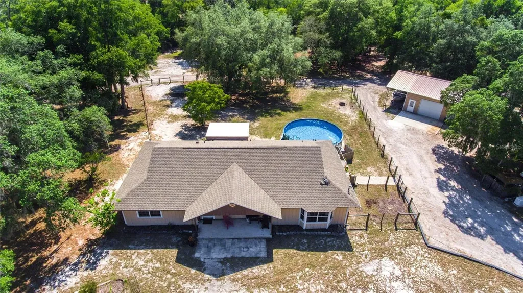 5390 East Avenue De Leon Springs FL 32130