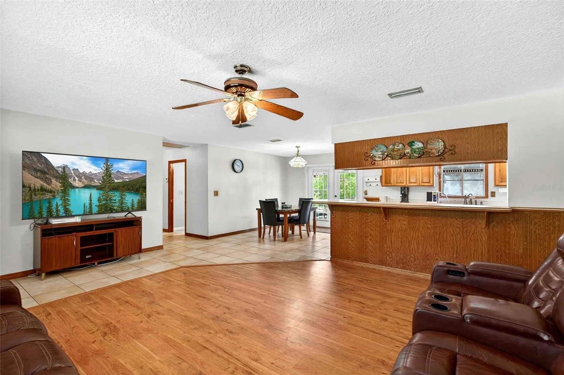 5390 East Avenue De Leon Springs FL 32130