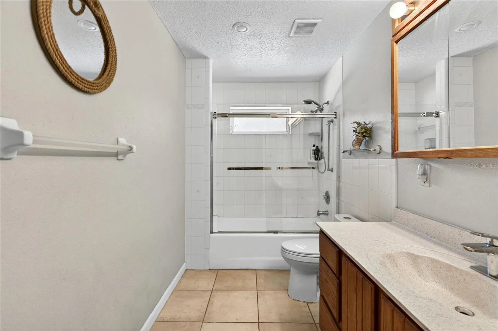 5390 East Avenue De Leon Springs FL 32130