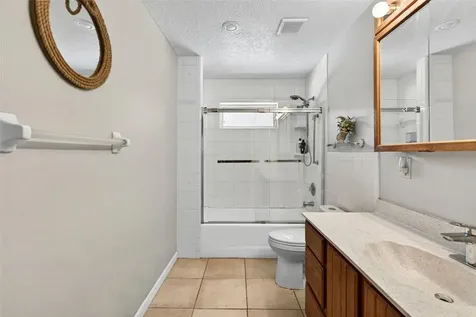 5390 East Avenue De Leon Springs FL 32130
