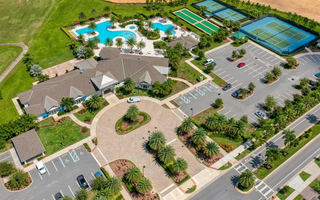 1981 Flora Pass Place Kissimmee FL 34747
