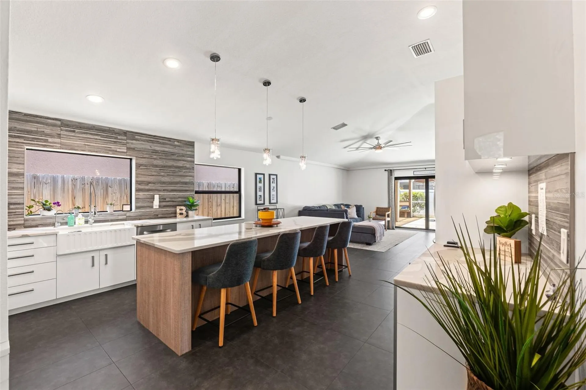 24405 Summer Wind Court Lutz FL 33559