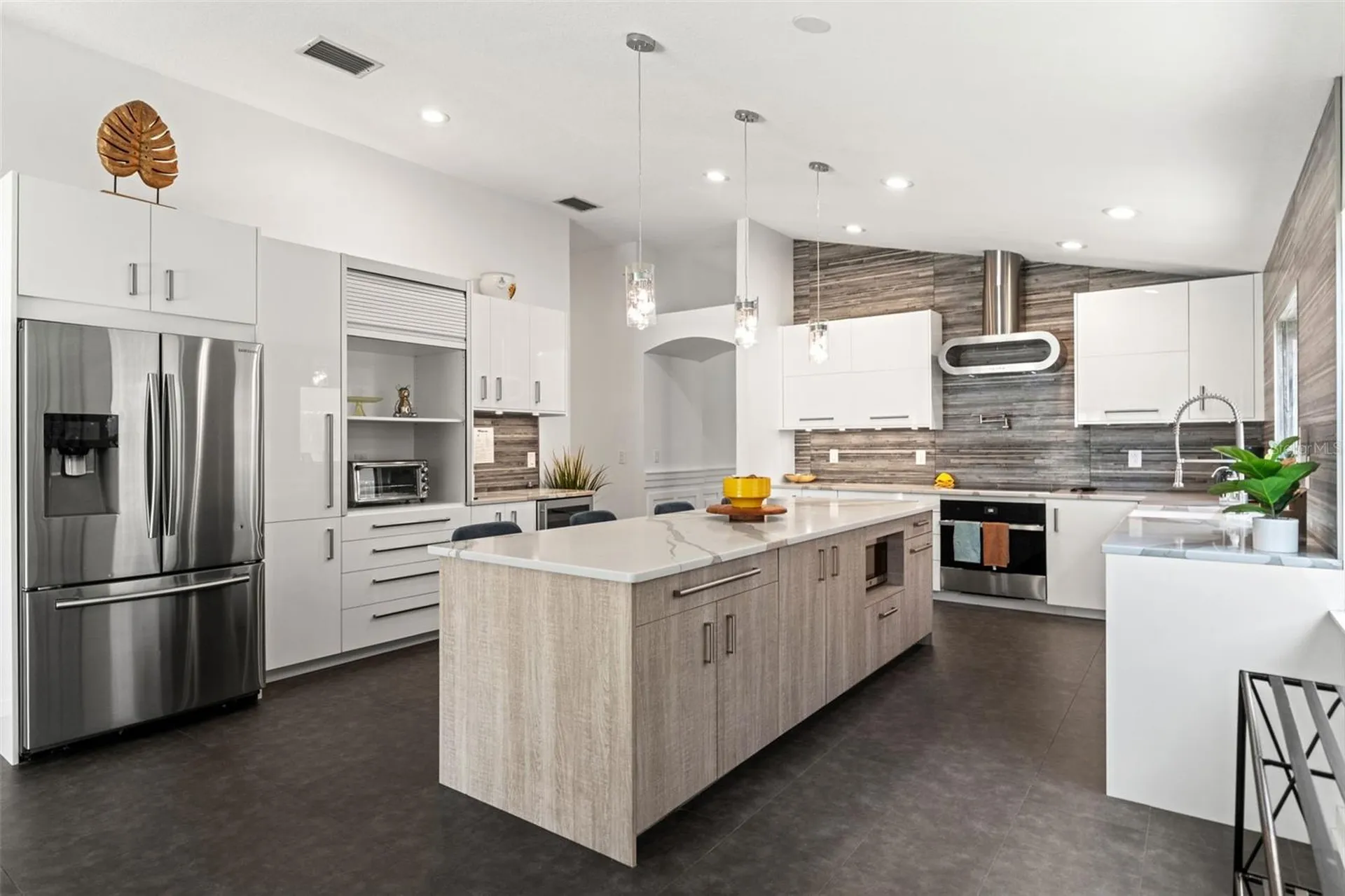 24405 Summer Wind Court Lutz FL 33559