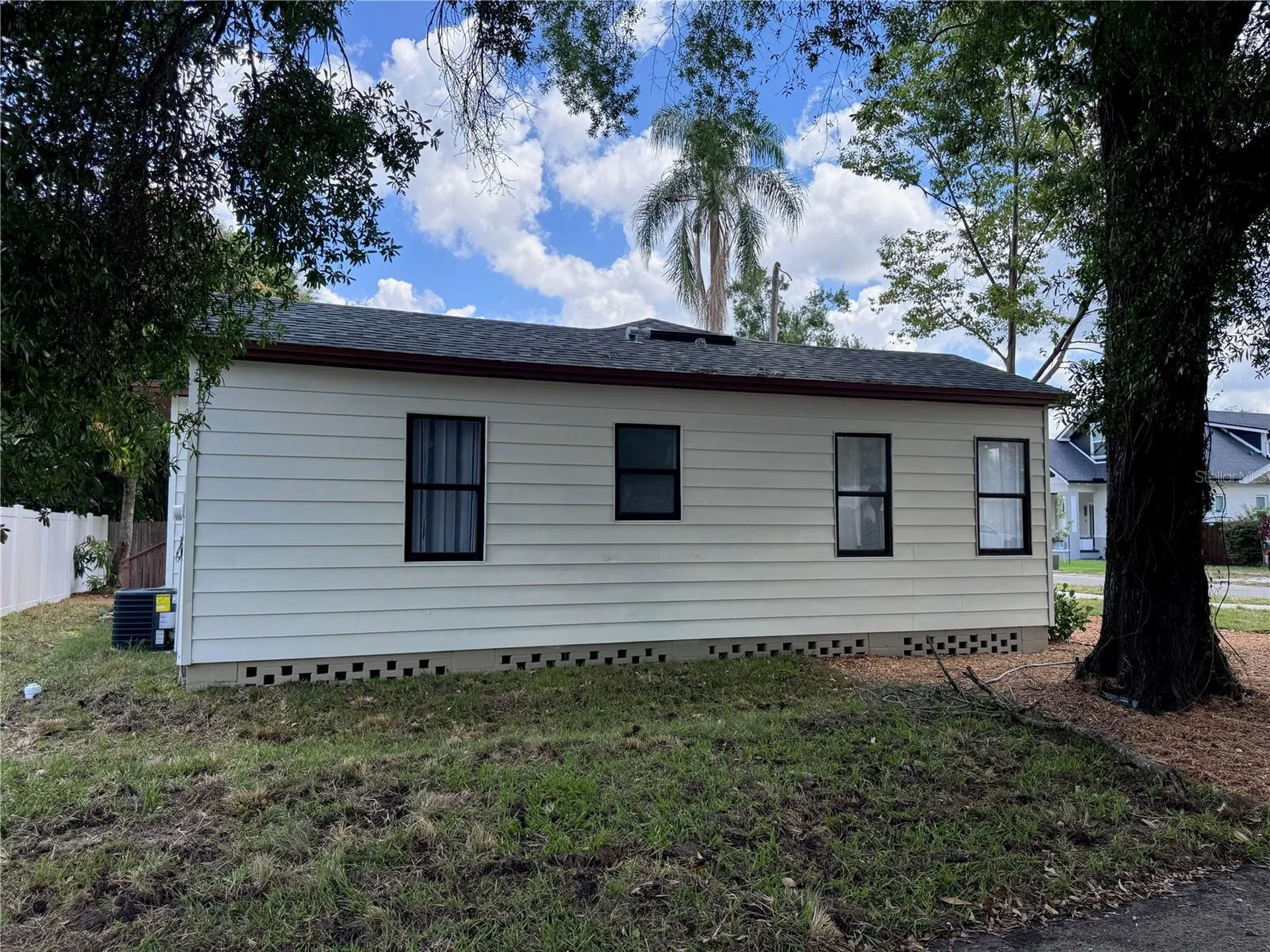 4202 N Seminole Avenue Tampa FL 33603