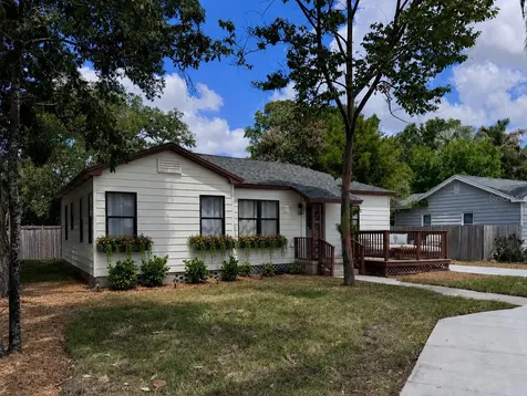 4202 N Seminole Avenue Tampa FL 33603