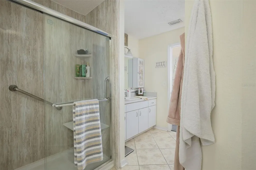 18 Phoenix Lane Palm Coast FL 32164
