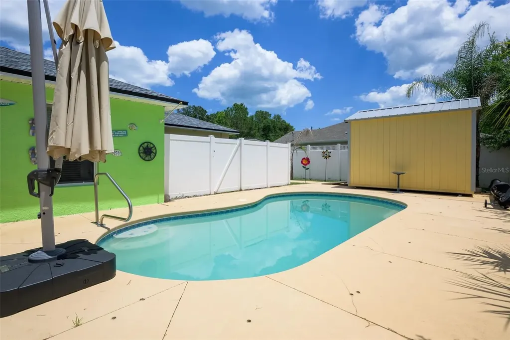 18 Phoenix Lane Palm Coast FL 32164