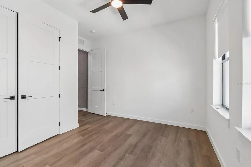 1218 E Kay Street Tampa FL 33602