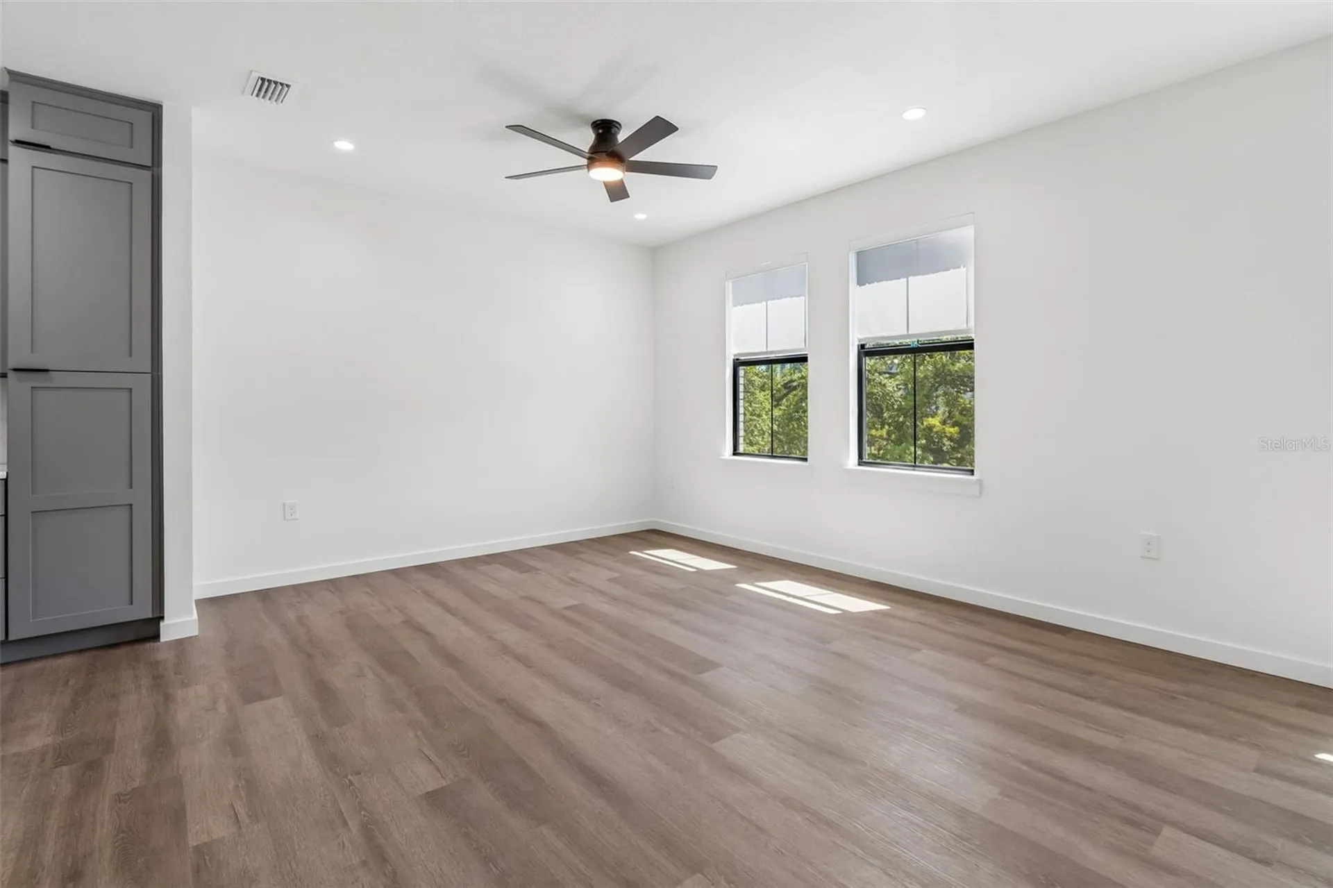 1218 E Kay Street Tampa FL 33602