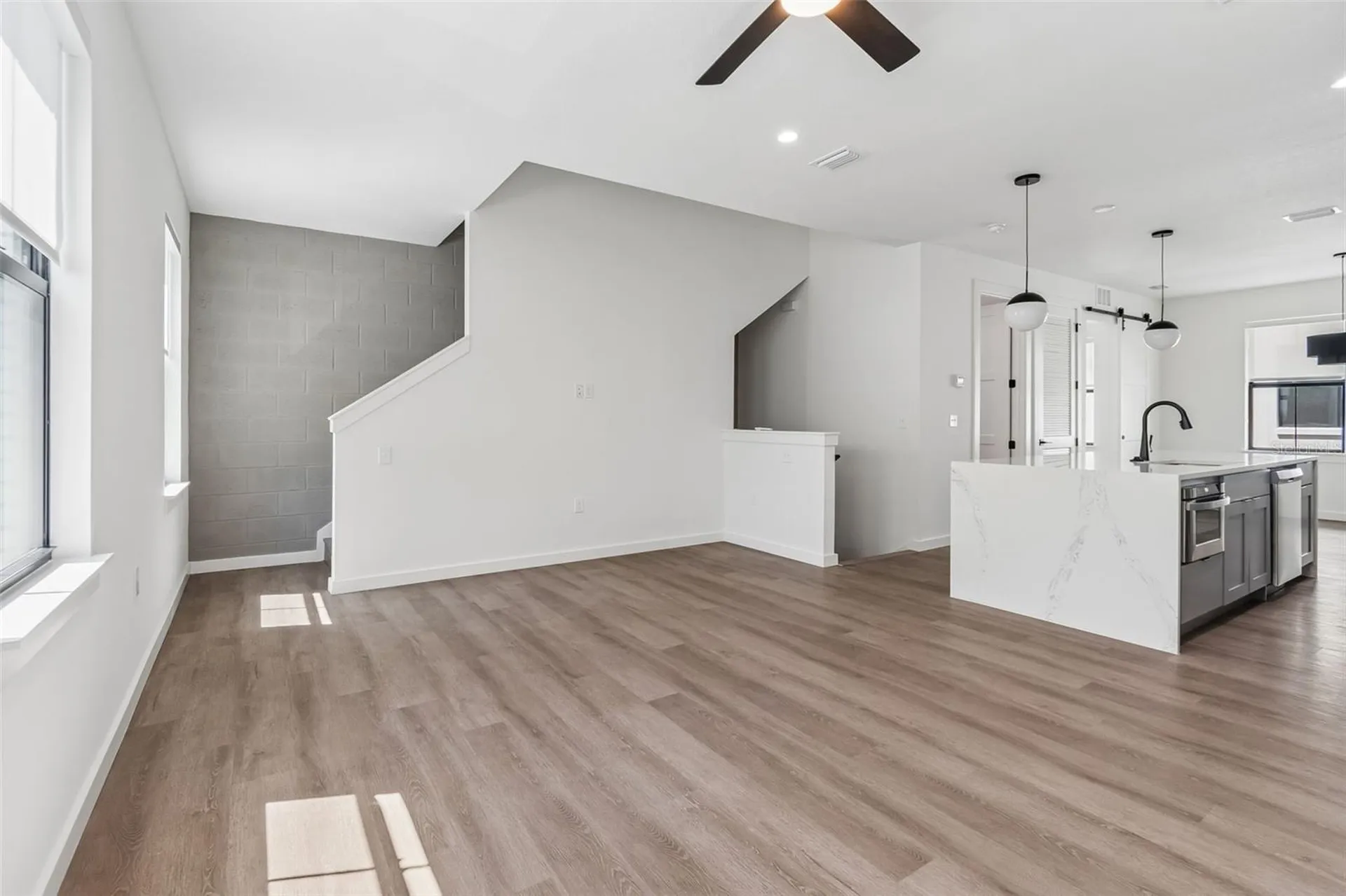 1218 E Kay Street Tampa FL 33602