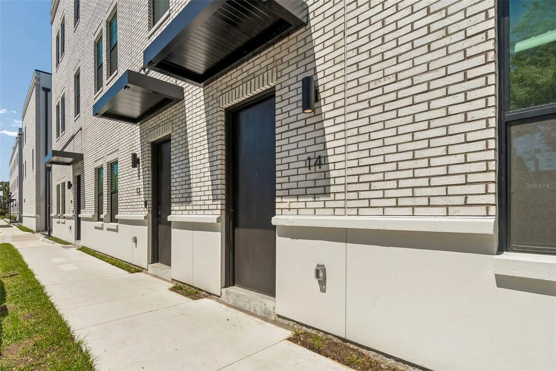 1218 E Kay Street Tampa FL 33602