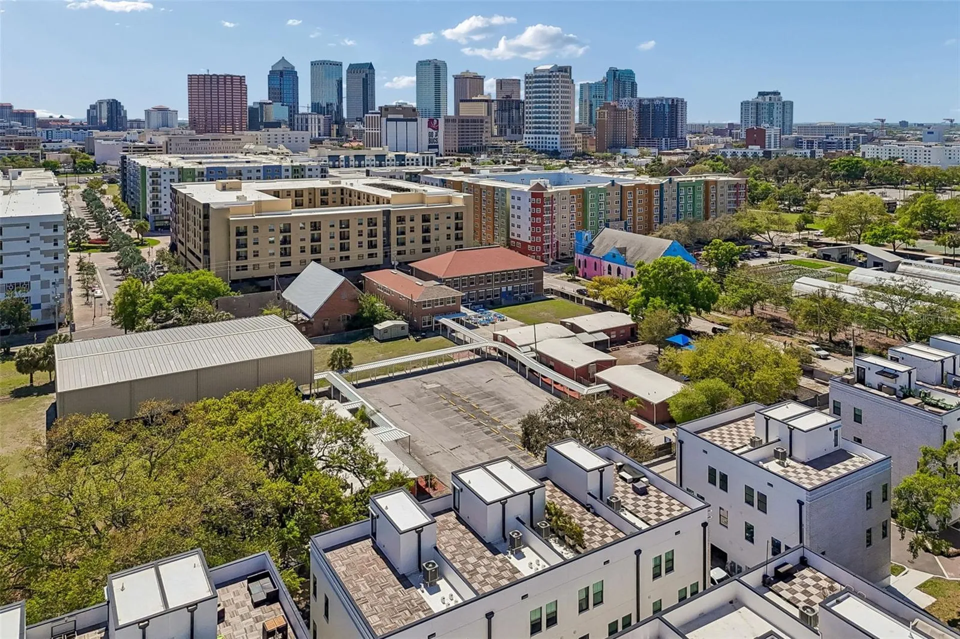 1218 E Kay Street Tampa FL 33602