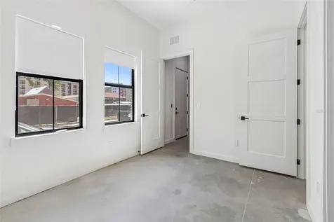 1218 E Kay Street Tampa FL 33602