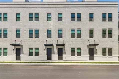 1218 E Kay Street Tampa FL 33602