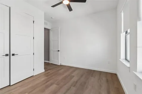 1218 E Kay Street Tampa FL 33602