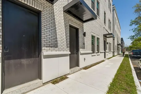 1218 E Kay Street Tampa FL 33602