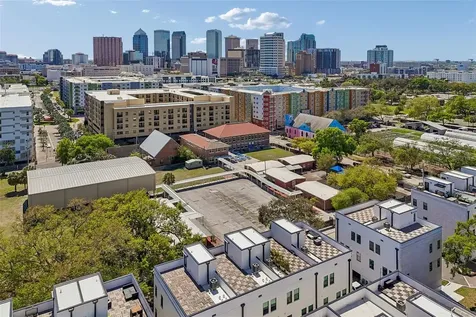 1218 E Kay Street Tampa FL 33602