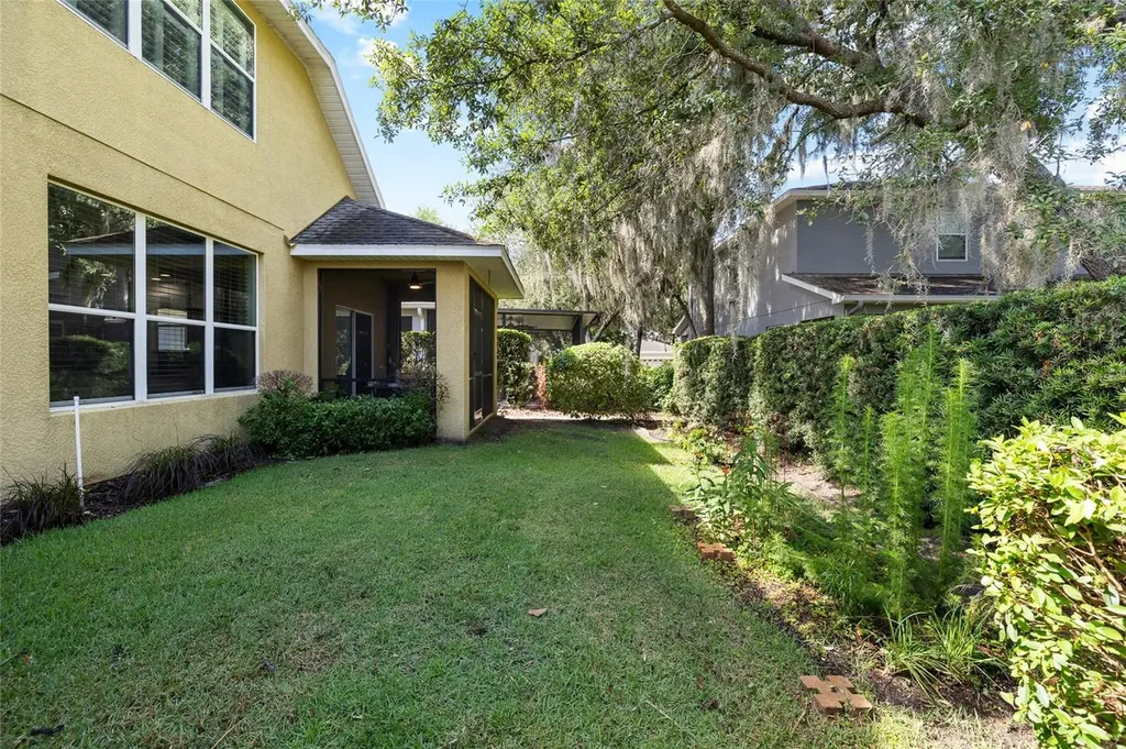15841 Starling Water Drive Lithia FL 33547