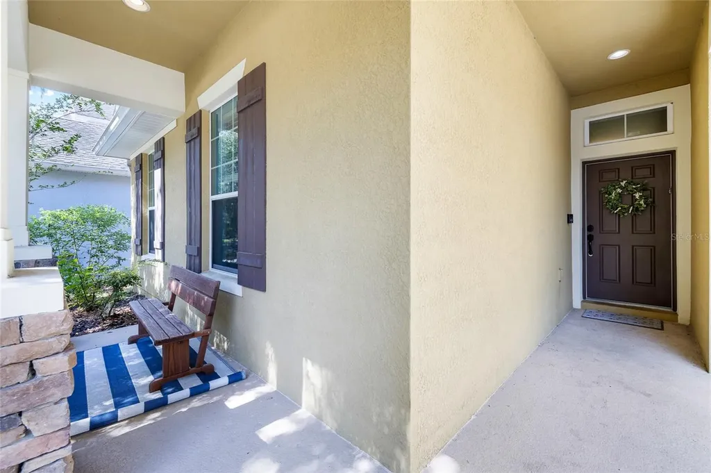 15841 Starling Water Drive Lithia FL 33547