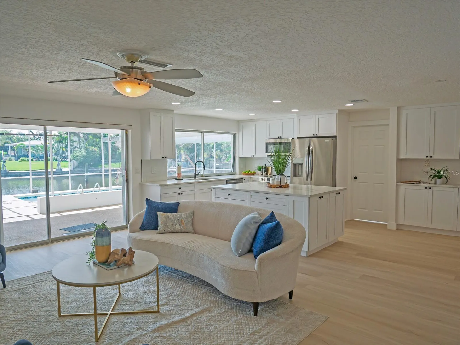 1880 Tanglewood Drive NE St Petersburg FL 33702