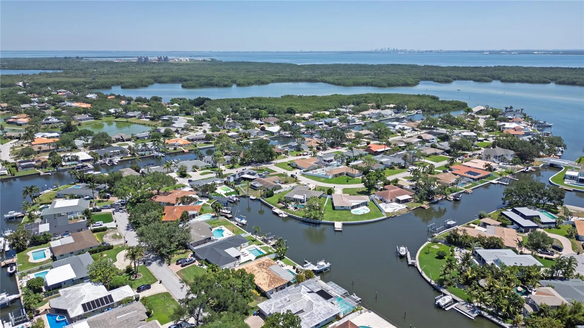 1880 Tanglewood Drive NE St Petersburg FL 33702
