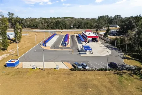 9820 SE Us Highway 441 Belleview FL 34420