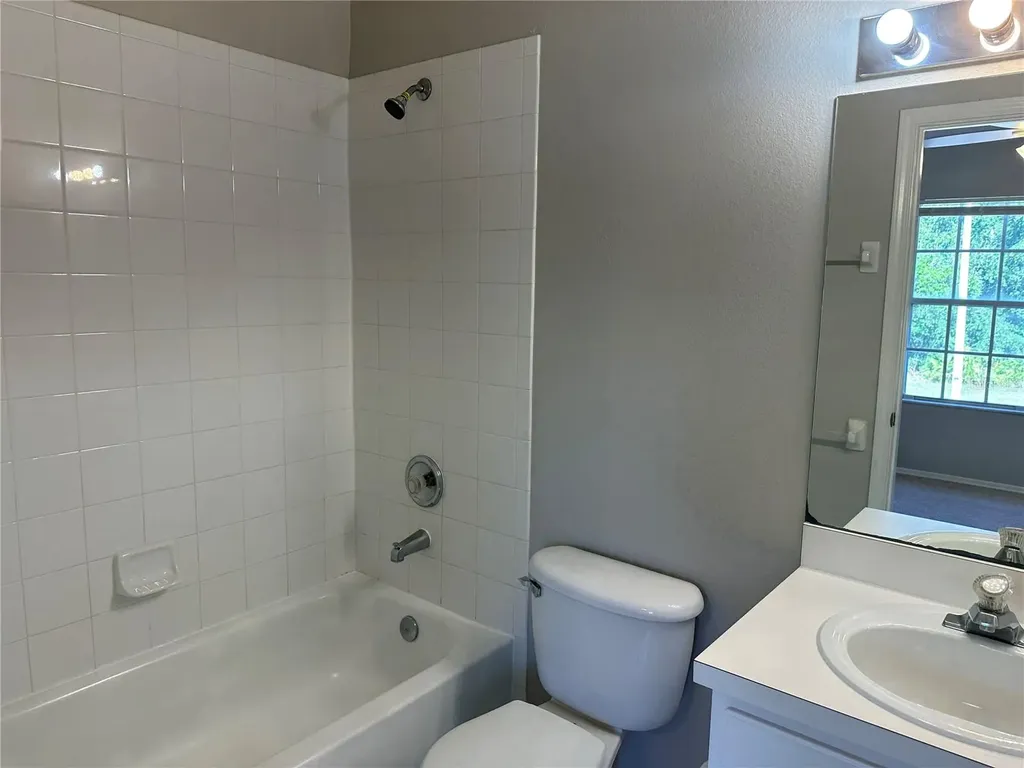 1239 Kennewick Court Wesley Chapel FL 33543