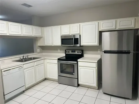 1239 Kennewick Court Wesley Chapel FL 33543
