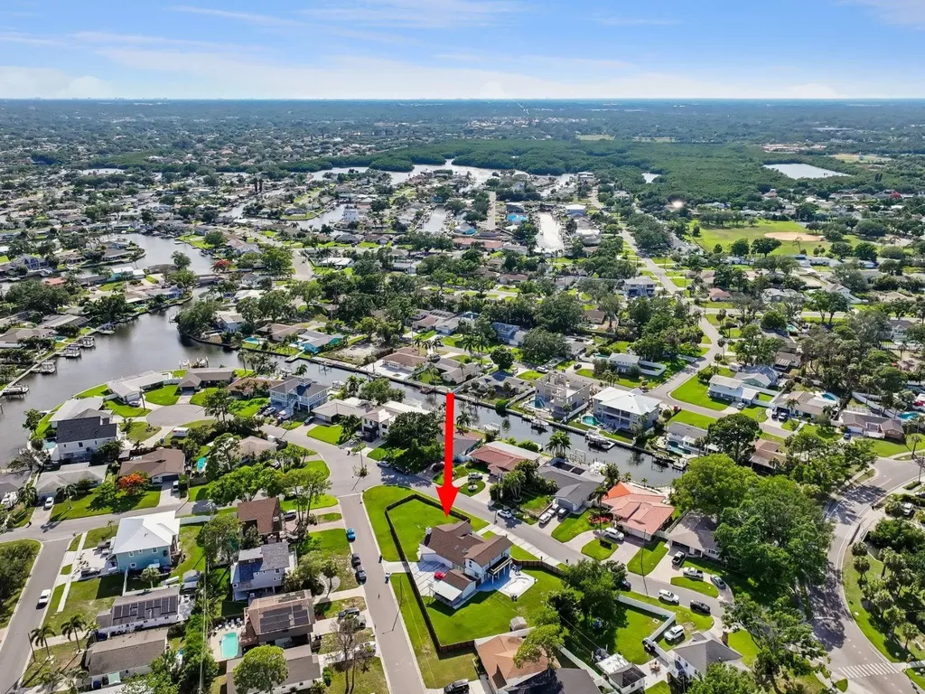5201 Huntington Street NE St Petersburg FL 33703