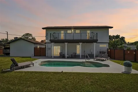 5201 Huntington Street NE St Petersburg FL 33703