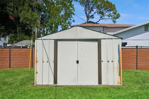 5201 Huntington Street NE St Petersburg FL 33703