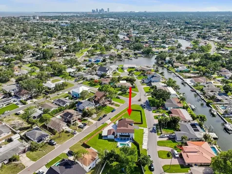 5201 Huntington Street NE St Petersburg FL 33703