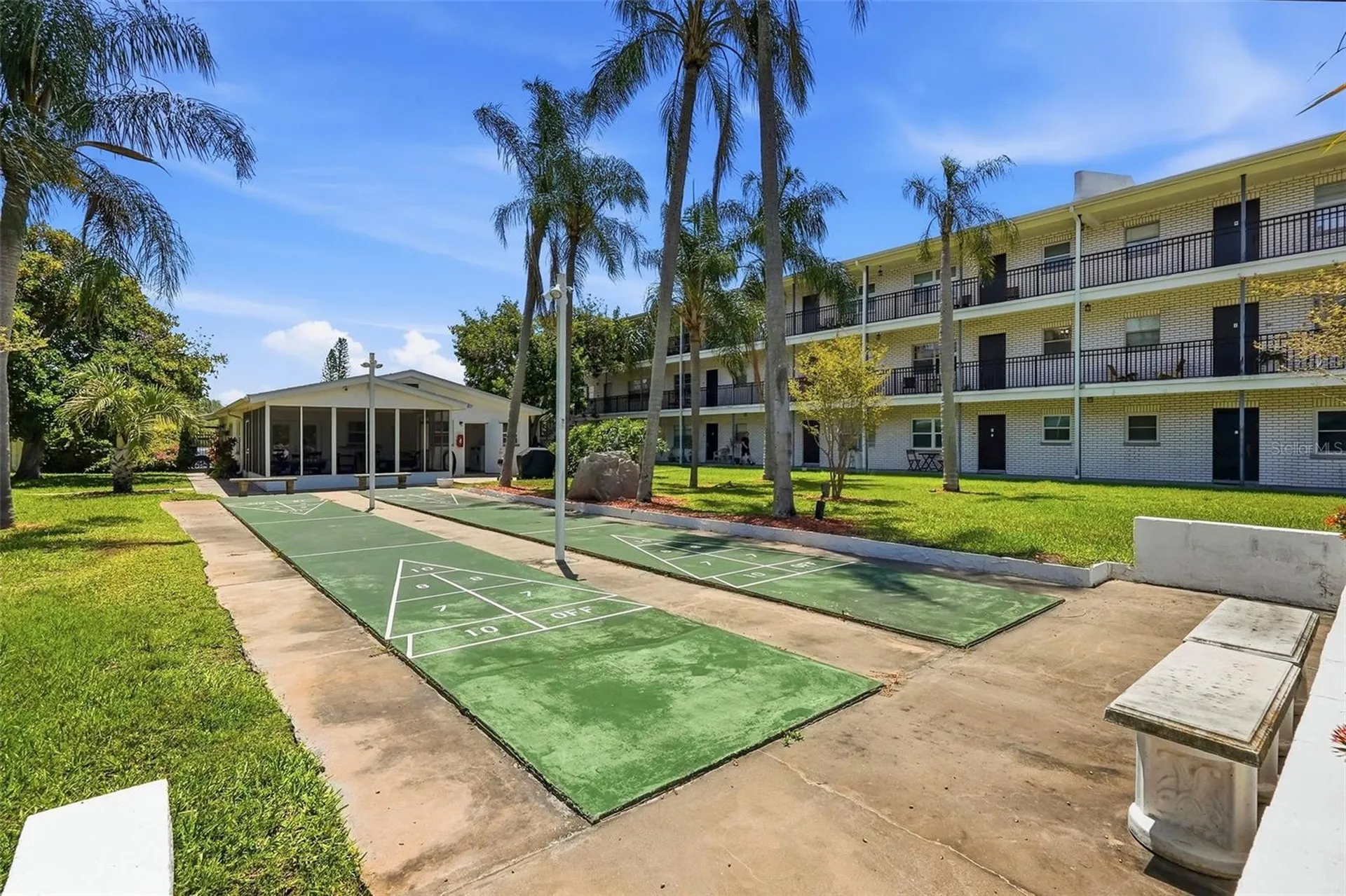 4050 4th Street N St Petersburg FL 33703