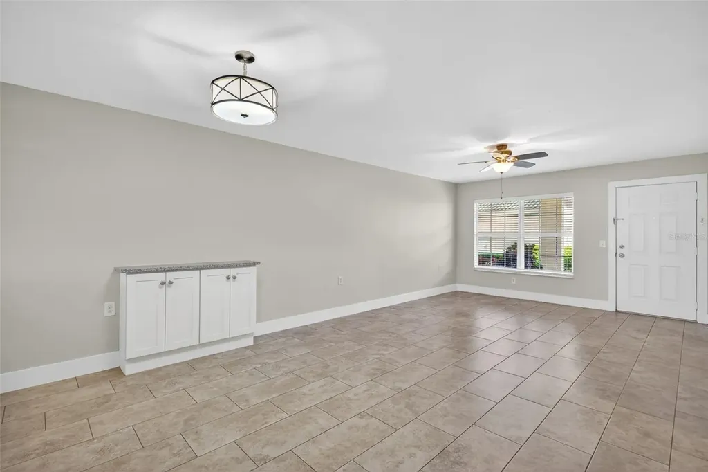 4910 Cougar Court N Naples FL 34109