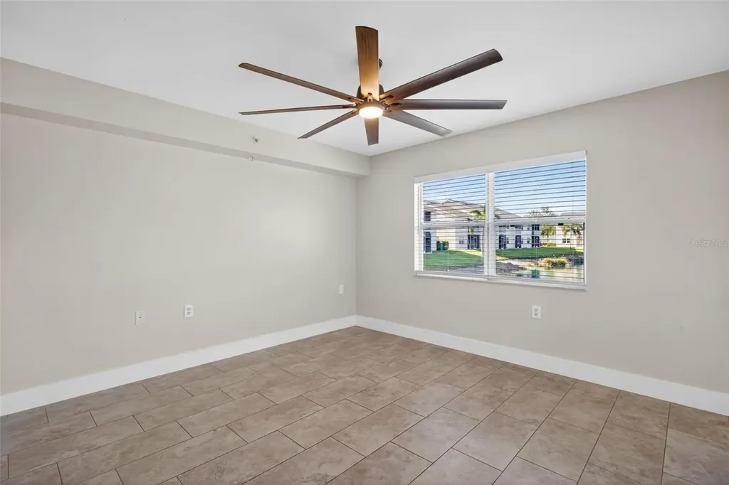4910 Cougar Court N Naples FL 34109