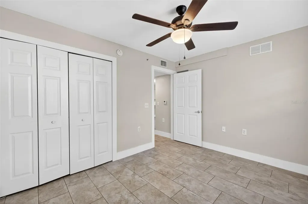 4910 Cougar Court N Naples FL 34109