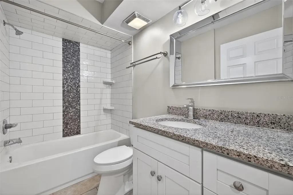 4910 Cougar Court N Naples FL 34109
