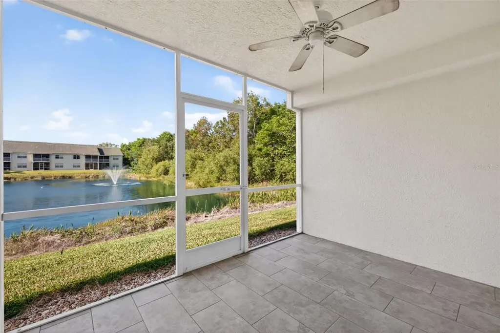 4910 Cougar Court N Naples FL 34109