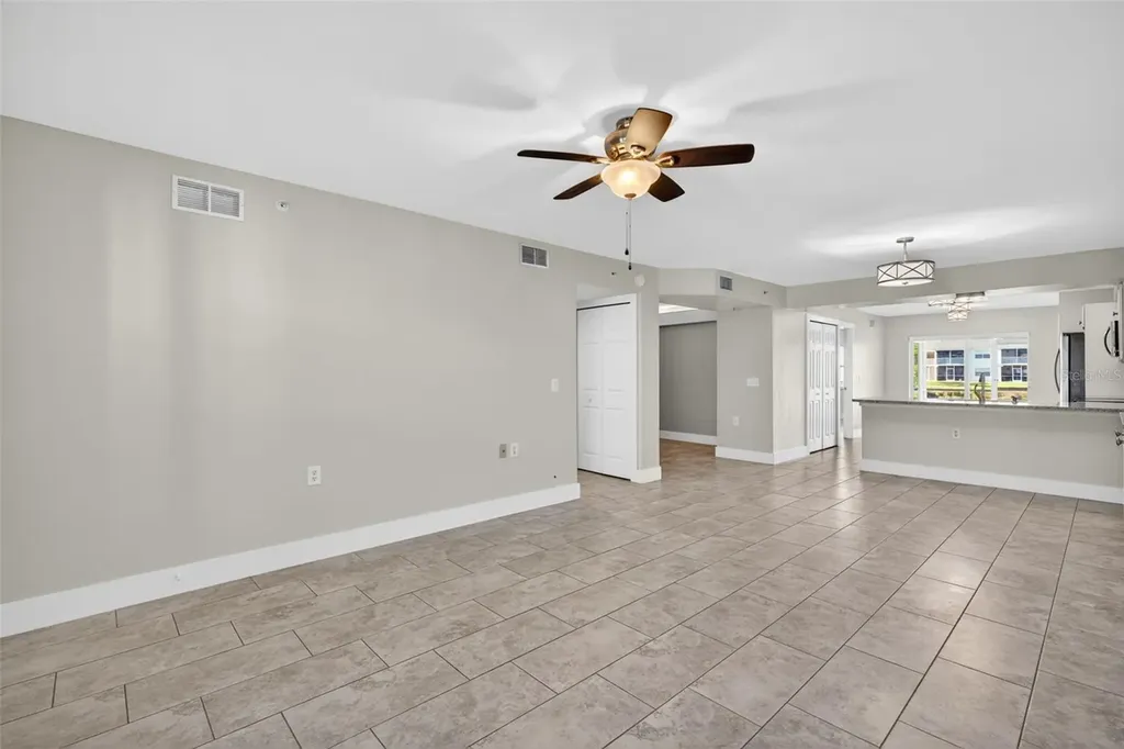 4910 Cougar Court N Naples FL 34109