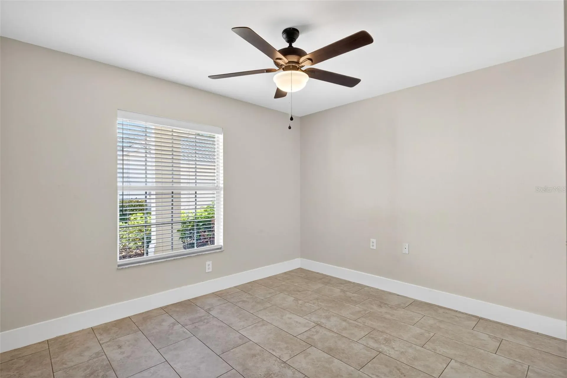4910 Cougar Court N Naples FL 34109