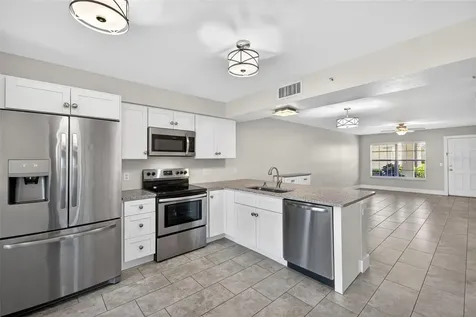 4910 Cougar Court N Naples FL 34109