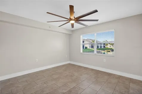 4910 Cougar Court N Naples FL 34109