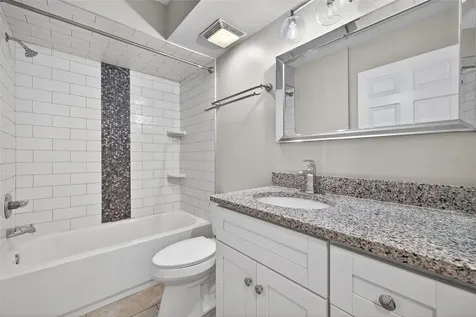 4910 Cougar Court N Naples FL 34109