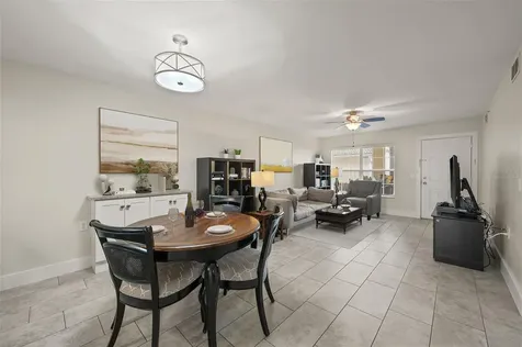 4910 Cougar Court N Naples FL 34109