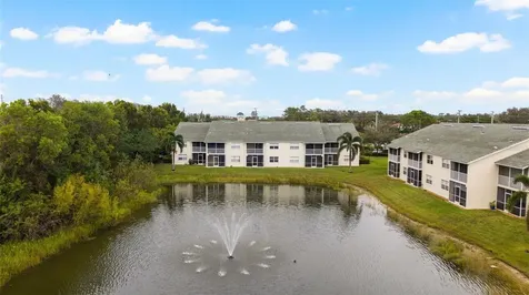4910 Cougar Court N Naples FL 34109