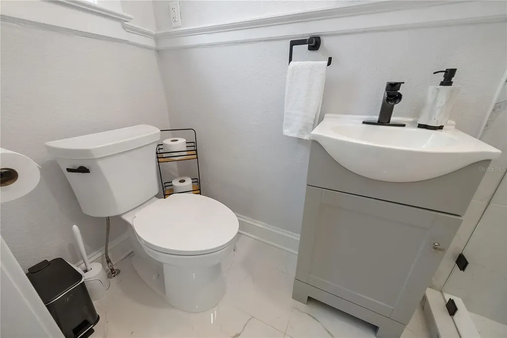 320 Ohio Place Sarasota FL 34236