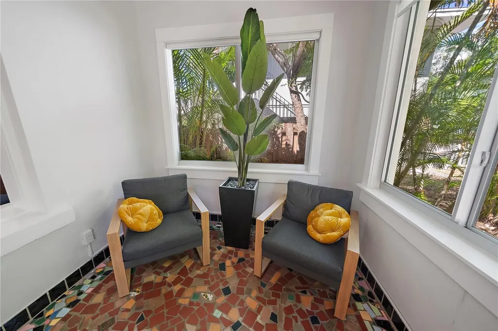 320 Ohio Place Sarasota FL 34236